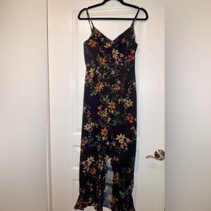 Kensie Yellow and Orange Sweetheart Sheath Dress